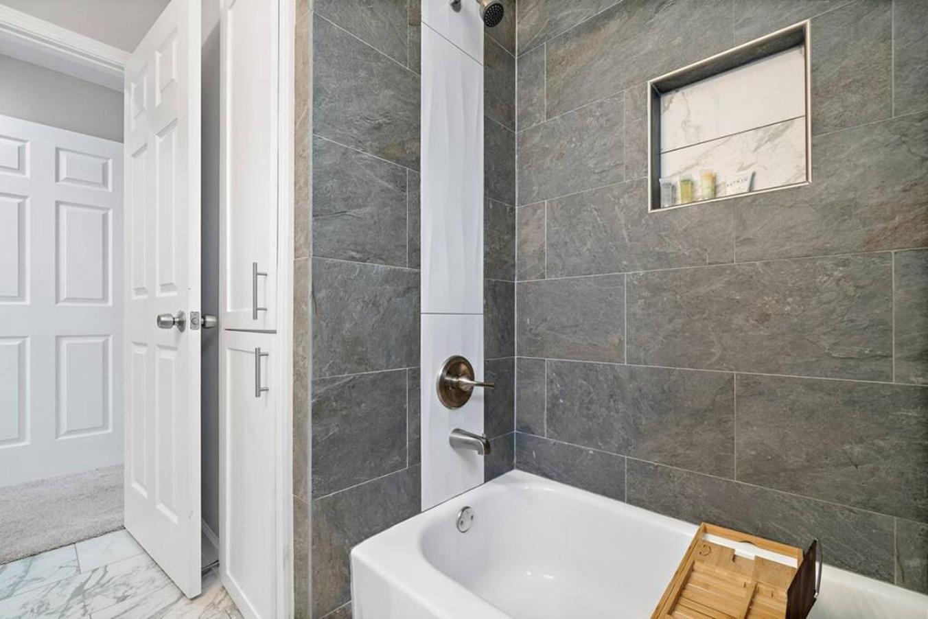 Htown Escape Nr Med Center, Galleria, Nrg Games Holiday home Houston